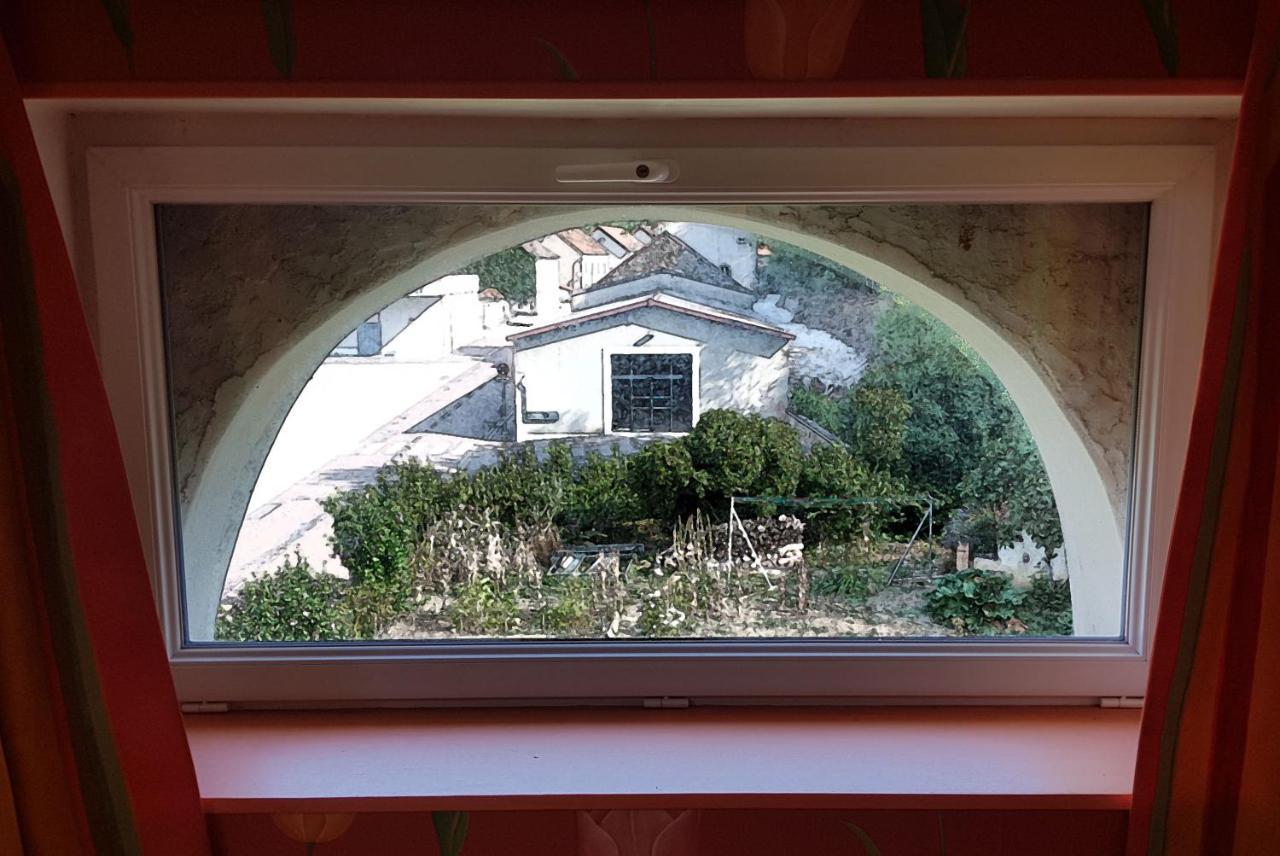La Providence, Chambres D'Hotes Saint-Sernin-du-Plain Bagian luar foto