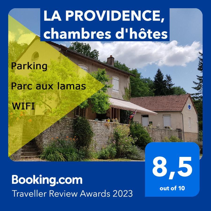La Providence, Chambres D'Hotes Saint-Sernin-du-Plain Bagian luar foto